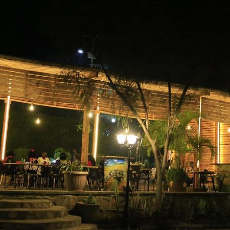 Acacia Hotel Mbarara Nyamitanga Exterior foto